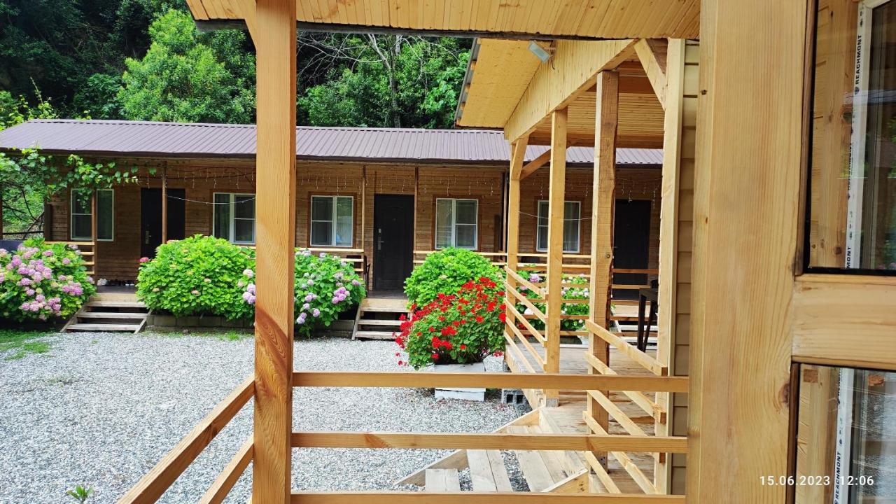 Guest House Ahan Гагра Екстериор снимка