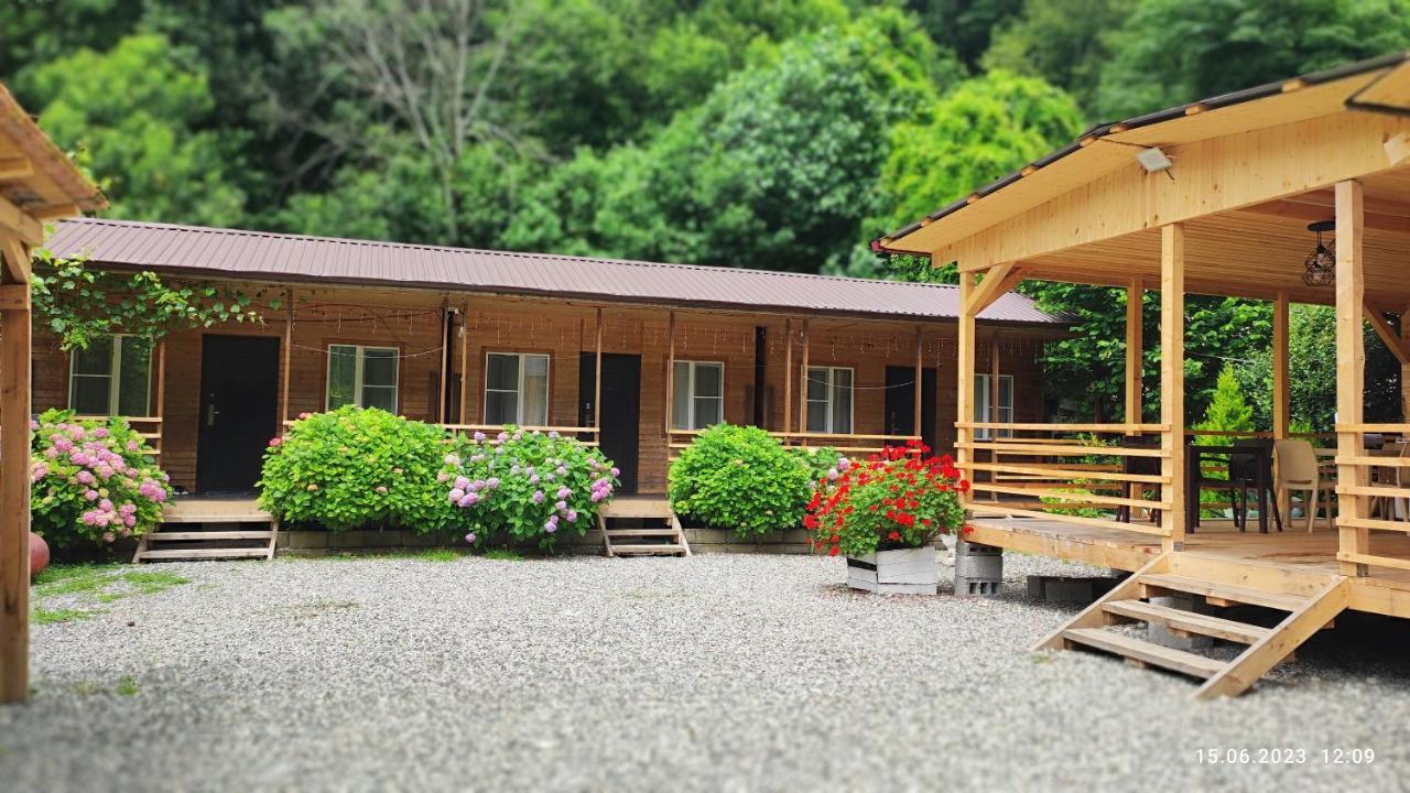 Guest House Ahan Гагра Екстериор снимка